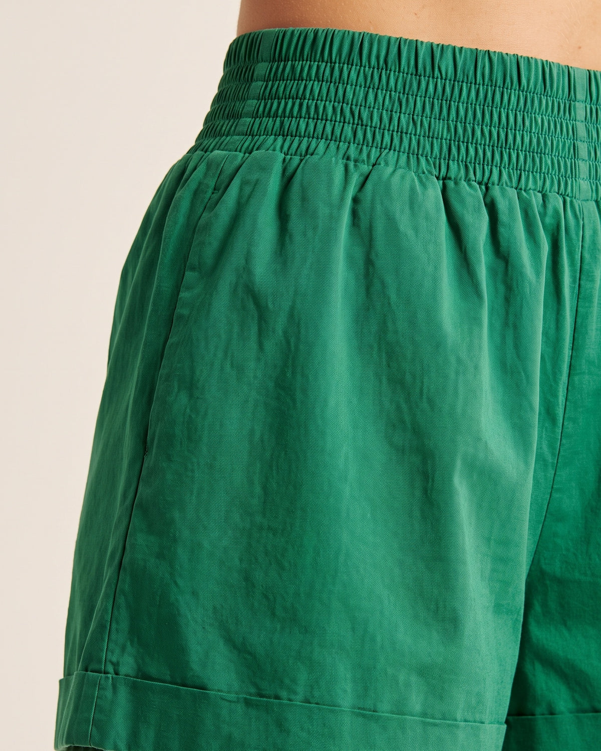 Cotton Casual Shorts - Emerald - Hip Fabric Close-Up