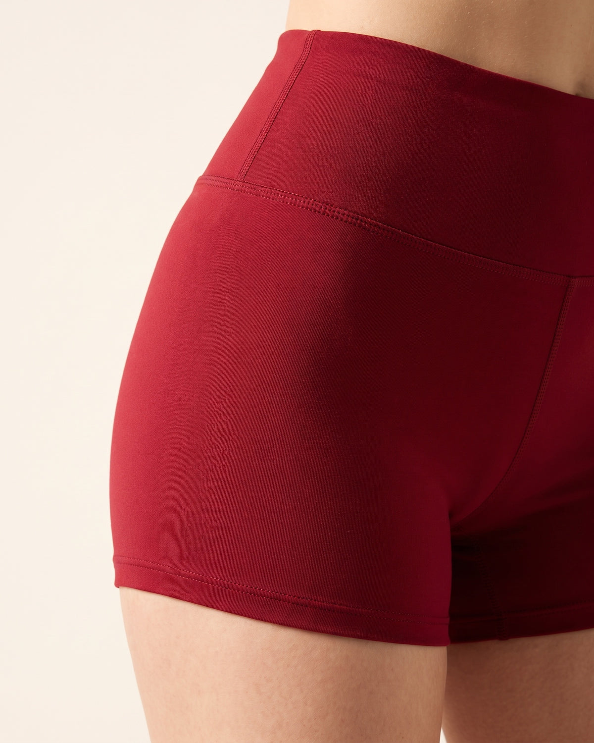 Booty Shorts - red - Hip Fabric Close-Up