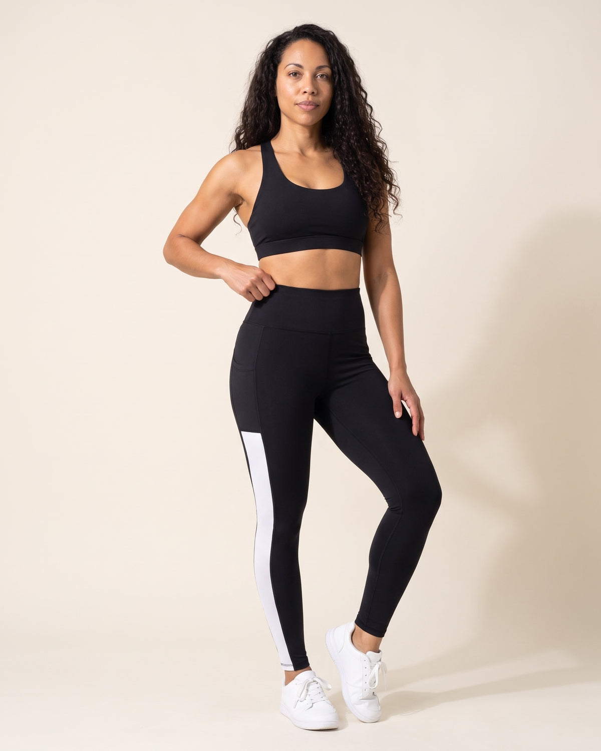 Colour-Block Leggings - Black and white - Front