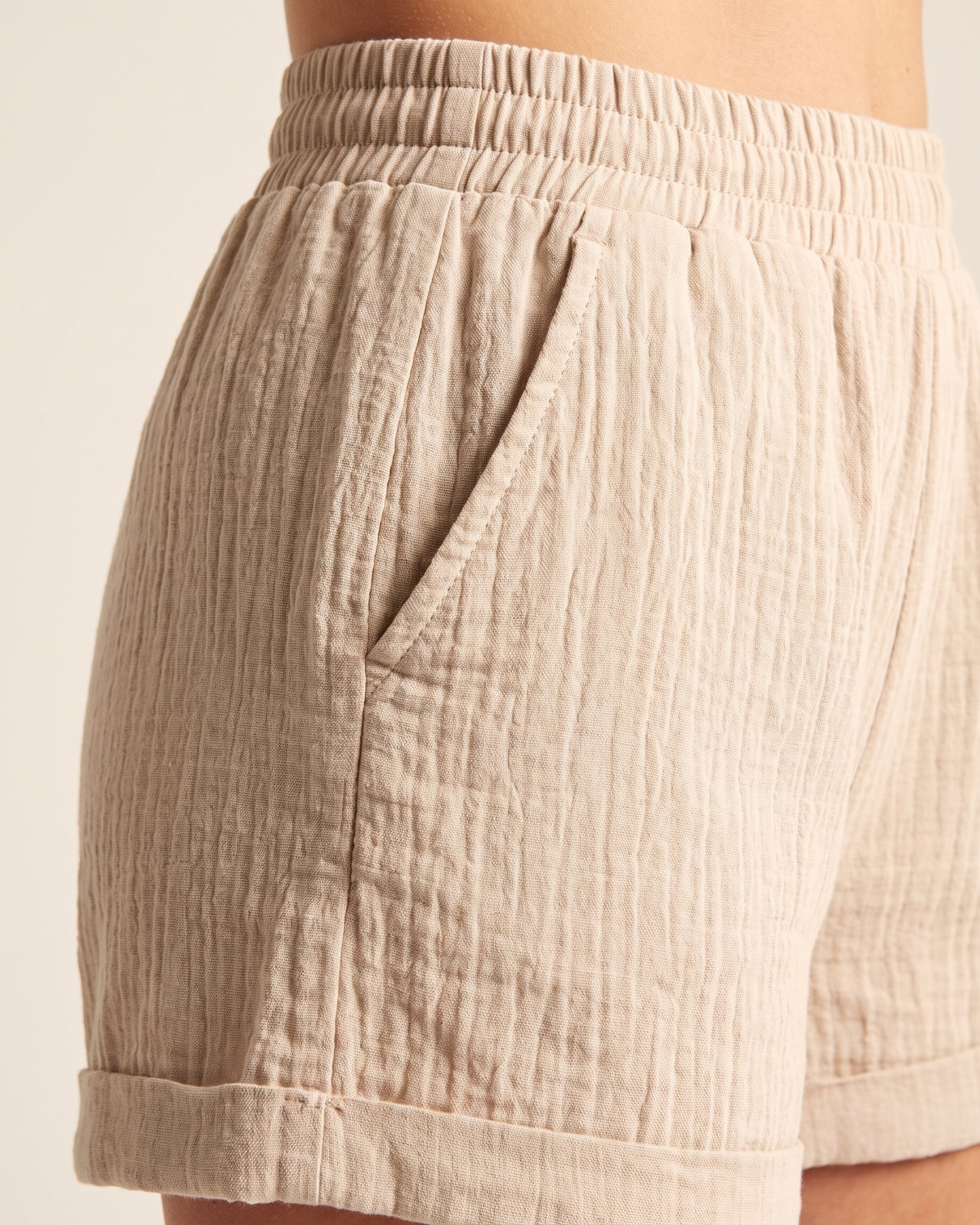 Cotton Casual Shorts - Khaki - Hip Fabric Close-Up