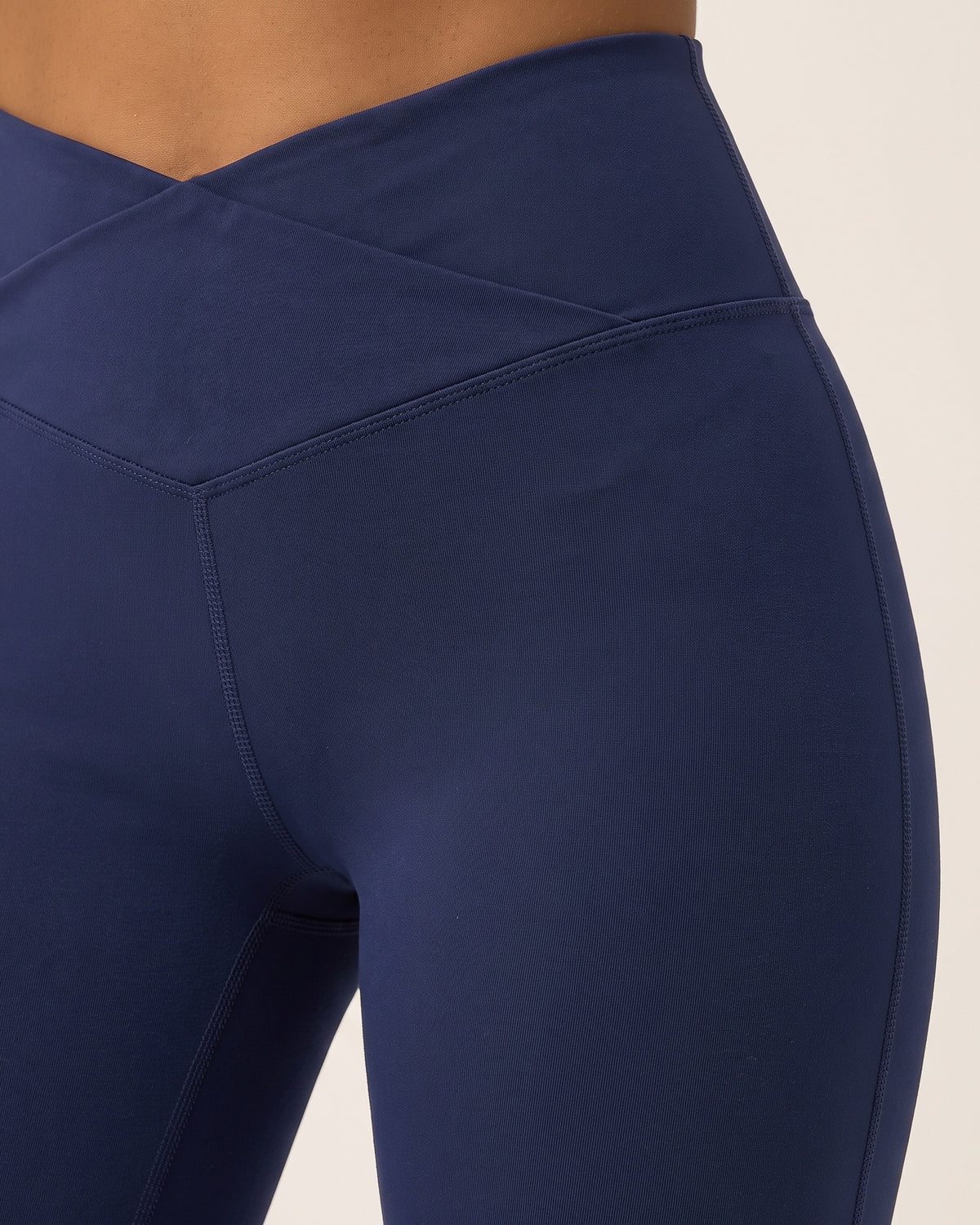 Crossover Flare Leggings - Navy Blue - Hip Fabric Close-Up