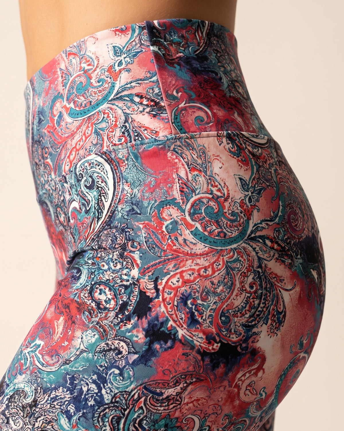 Floral Leggings - Blue Red Floral - Hip Fabric Close-Up