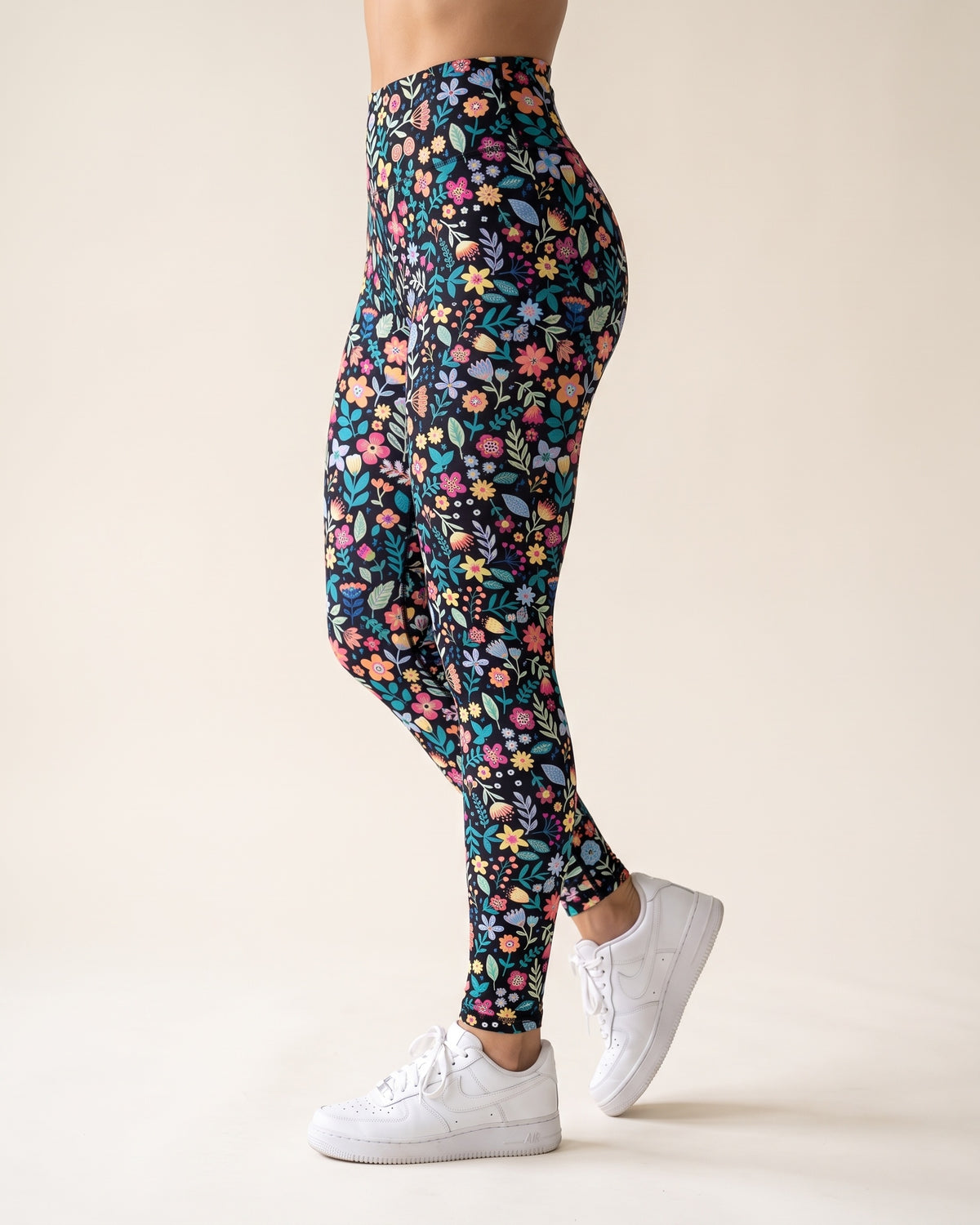 Floral Leggings - Cartoon flowers - Side Profile