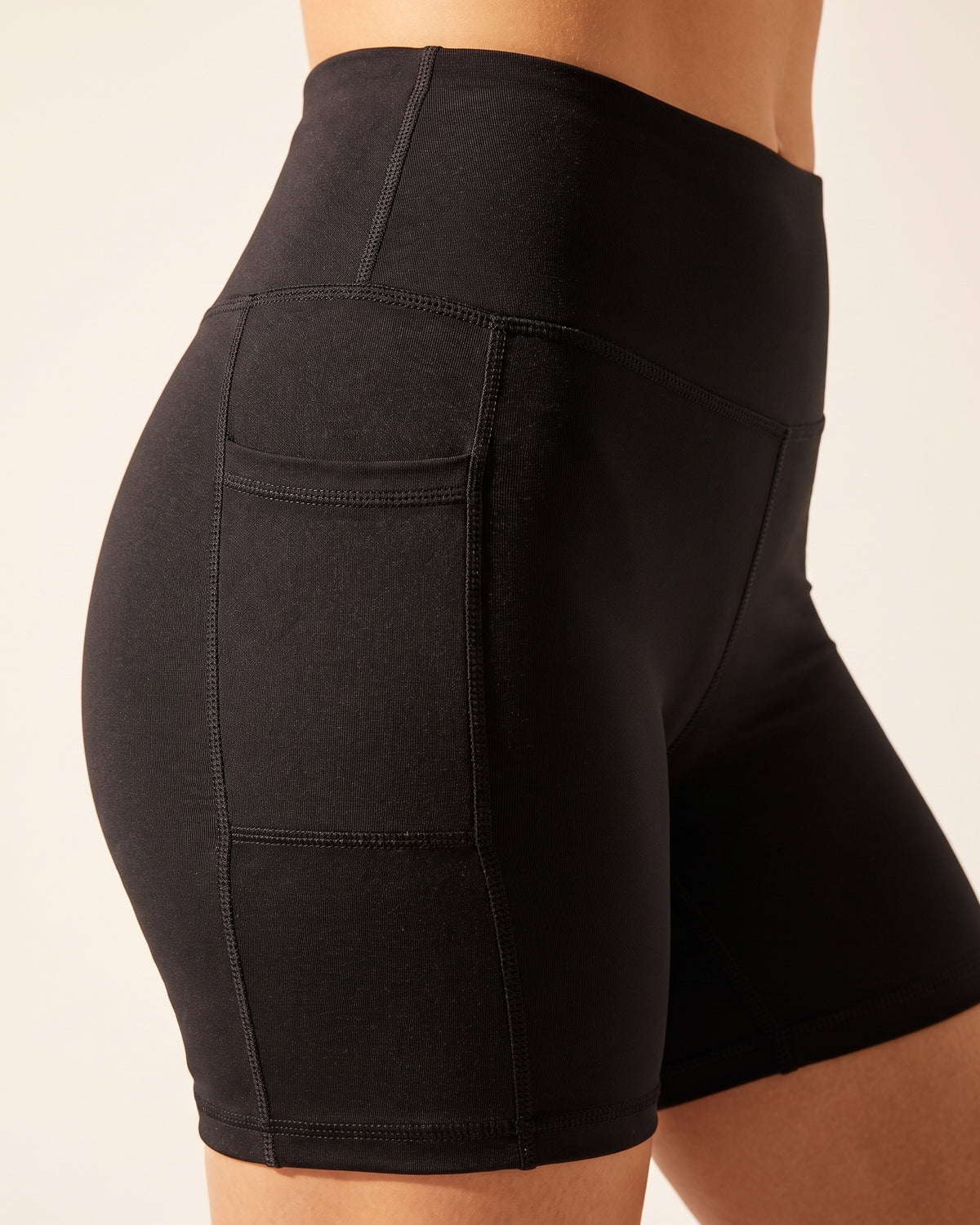 Pocket Biker Shorts - Black - Hip Fabric Close-Up