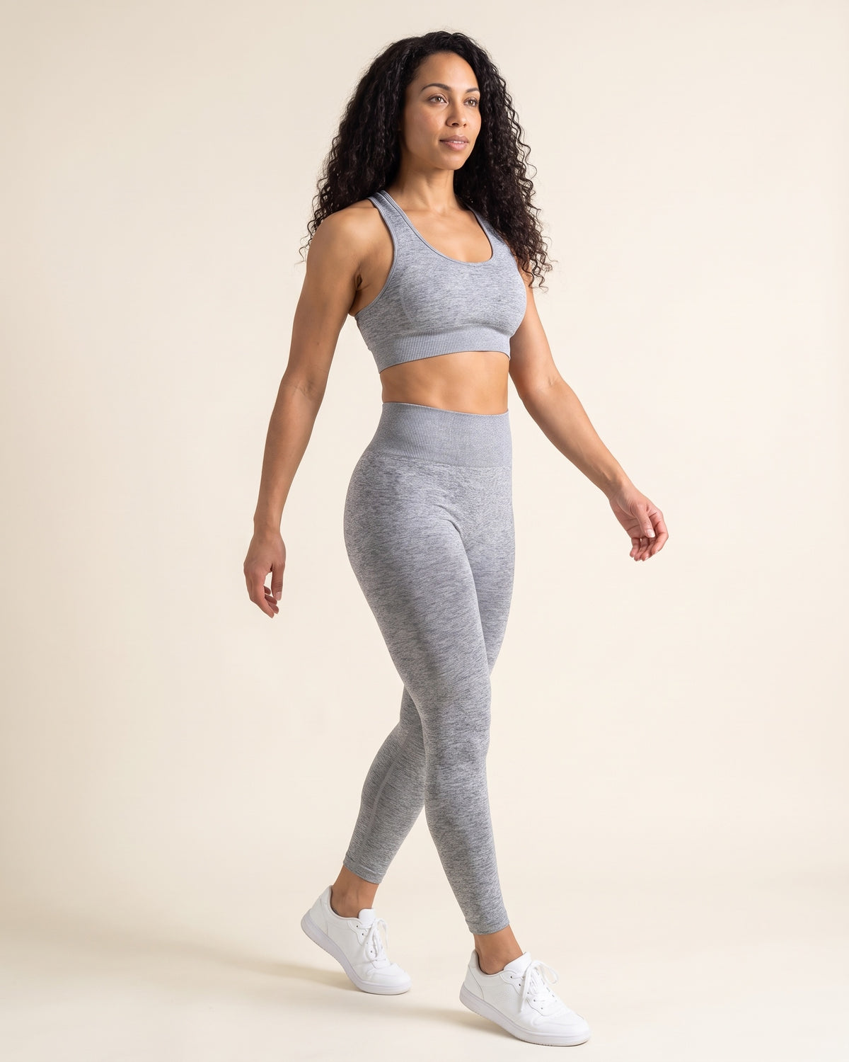 Racerback Leggings Set - Light grey - Three-Quarter Front