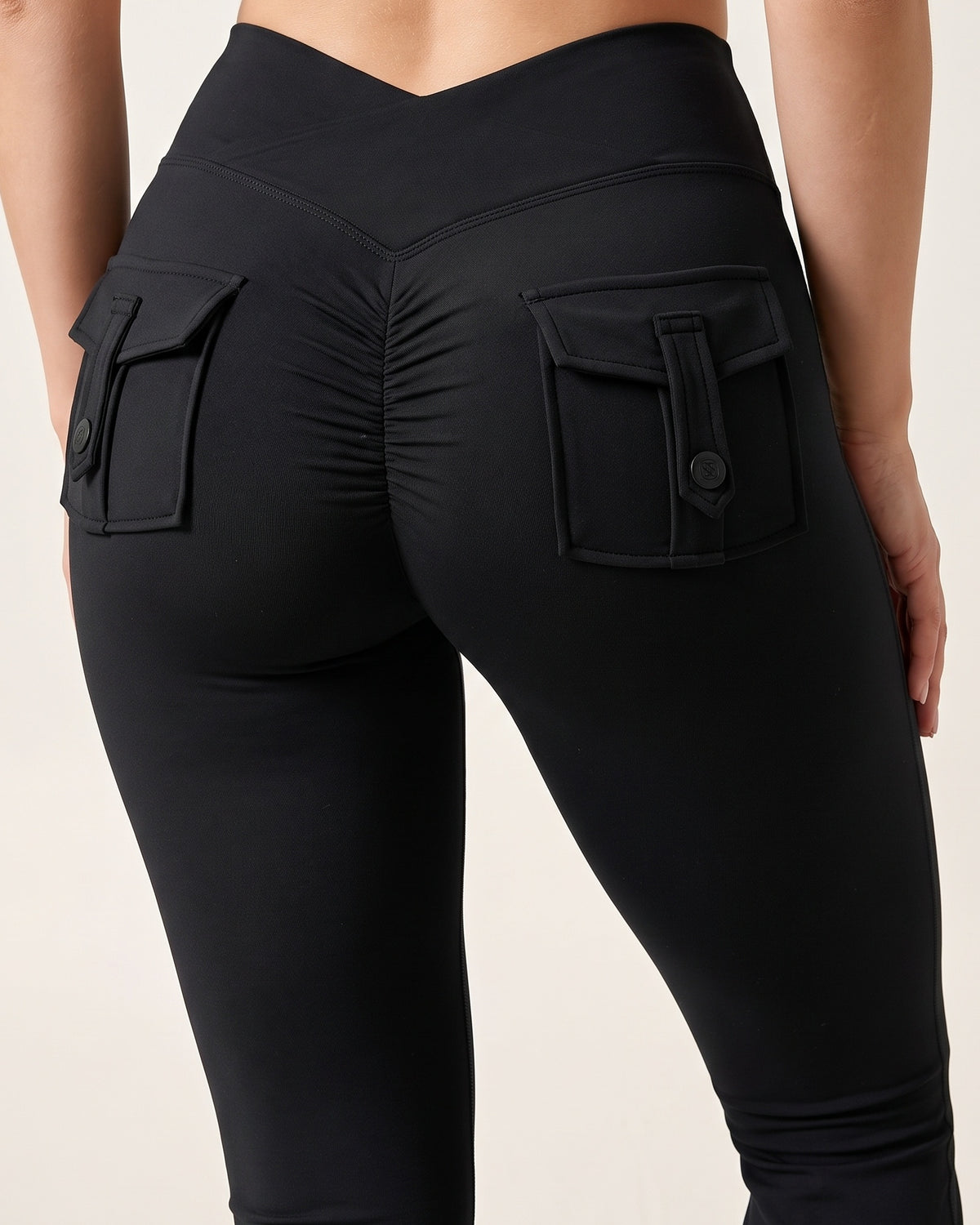 Scrunch Flare Leggings - Black - Glute Close-Up