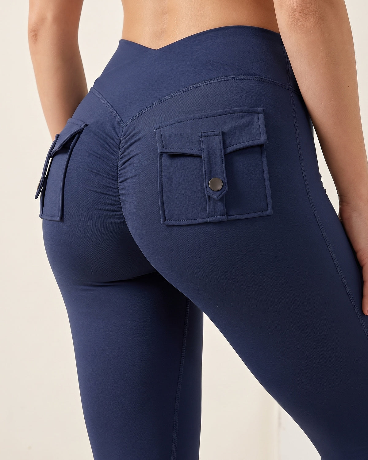 Scrunch Flare Leggings - Blue - Glute Close-Up