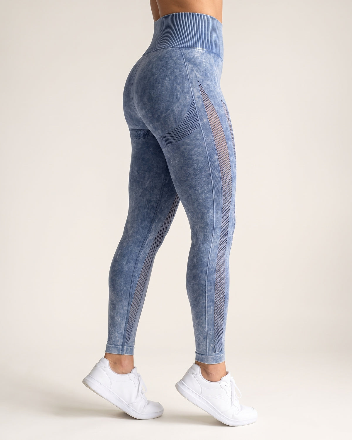 Sculpting Leggings - blue - Side Profile