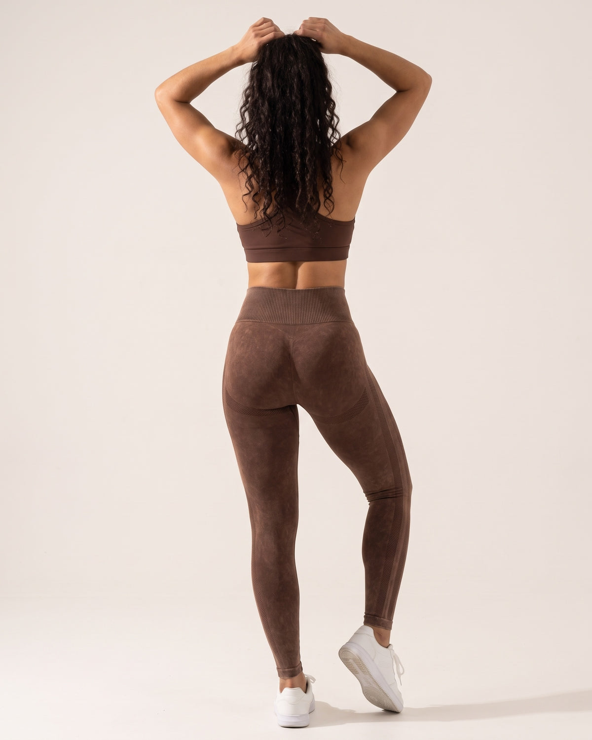 Sculpting Leggings - Brown - Back