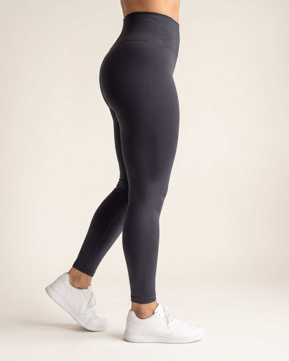 Seamless Leggings - Dark Grey - Side Profile