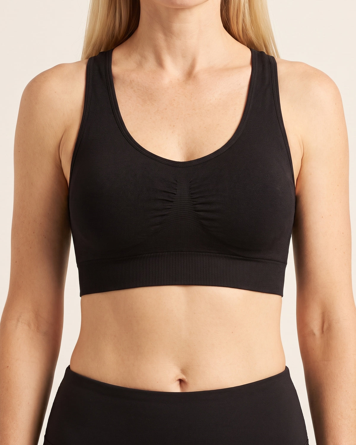 Seamless Yoga Bra - Black - Front Torso