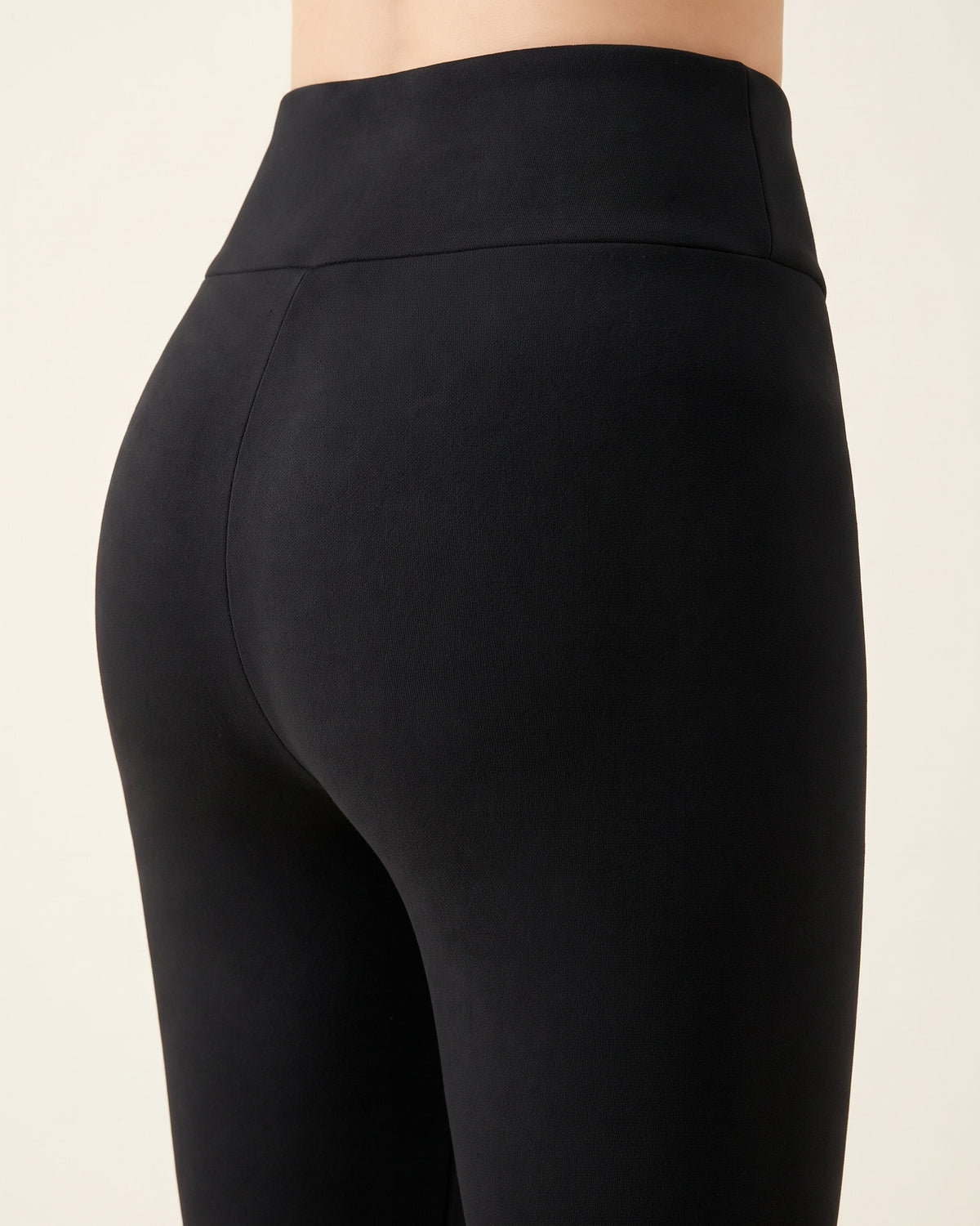 Shark Leggings - Black Fleece-Lined - Glute Close-Up