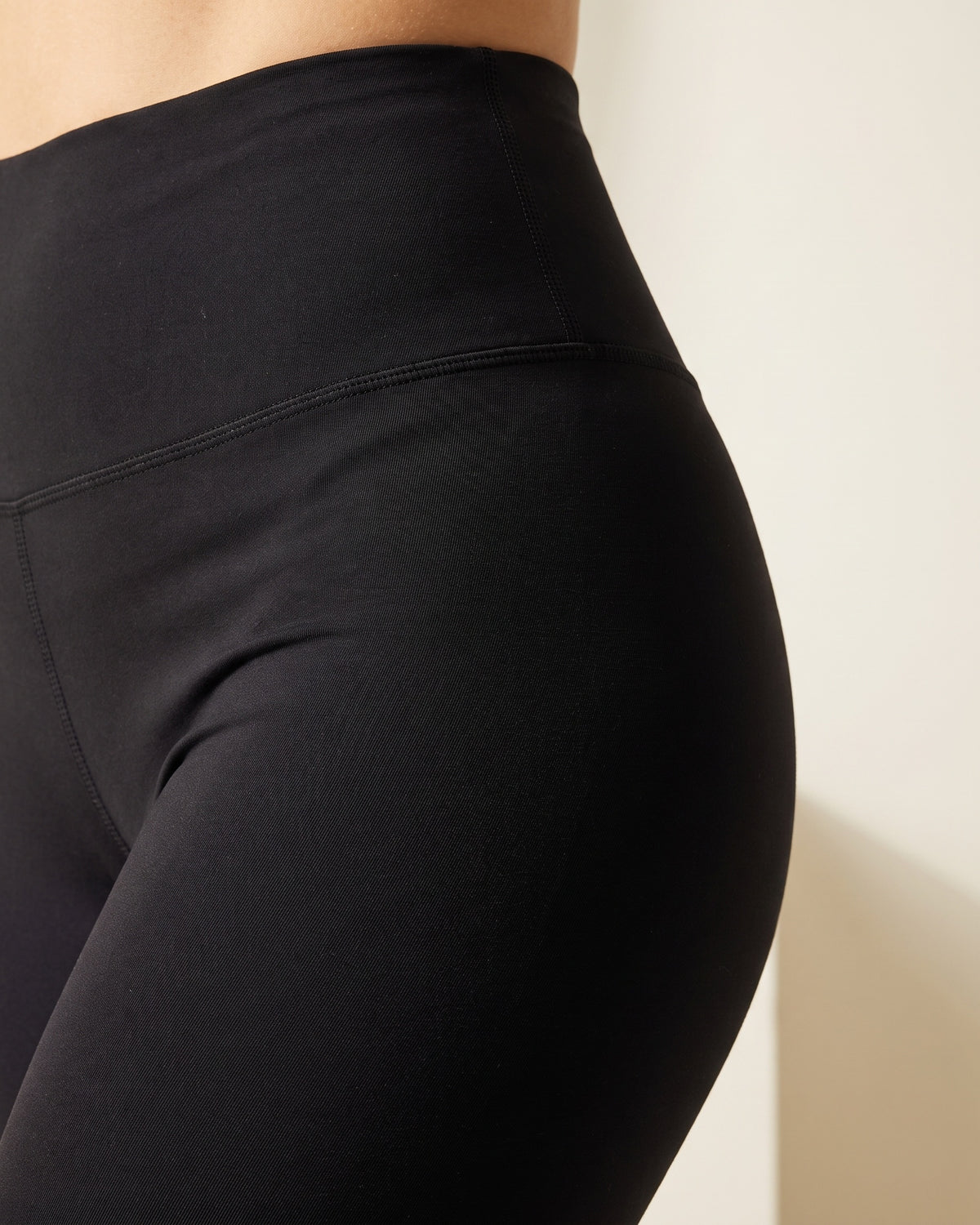 Star Print Leggings - Yellow - Hip Fabric Close-Up