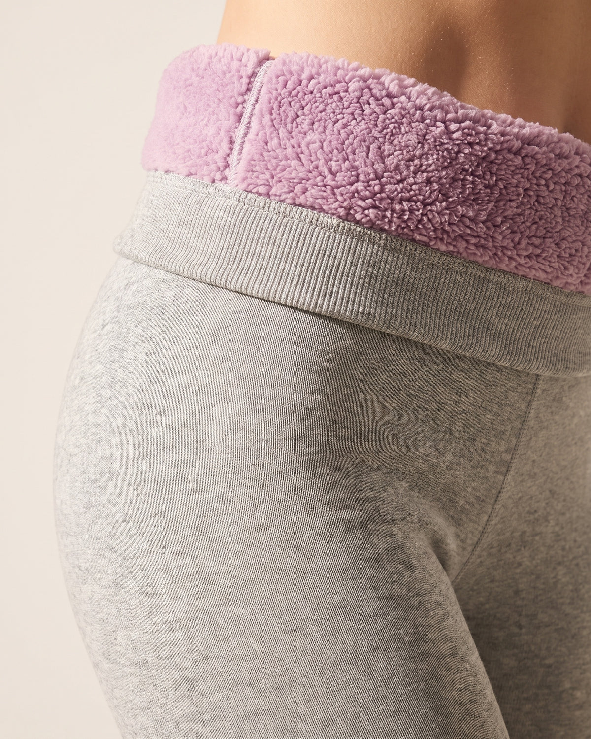 Thermal Leggings - Light Grey - Hip Fabric Close-Up