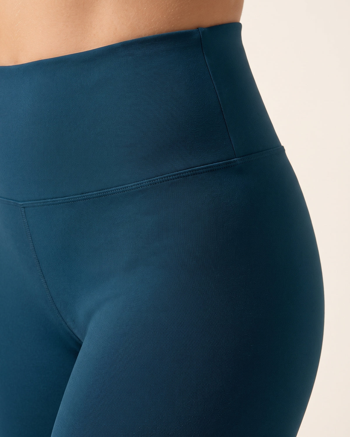 Twist-Back Shorts Set - Navy Blue - Hip Fabric Close-Up